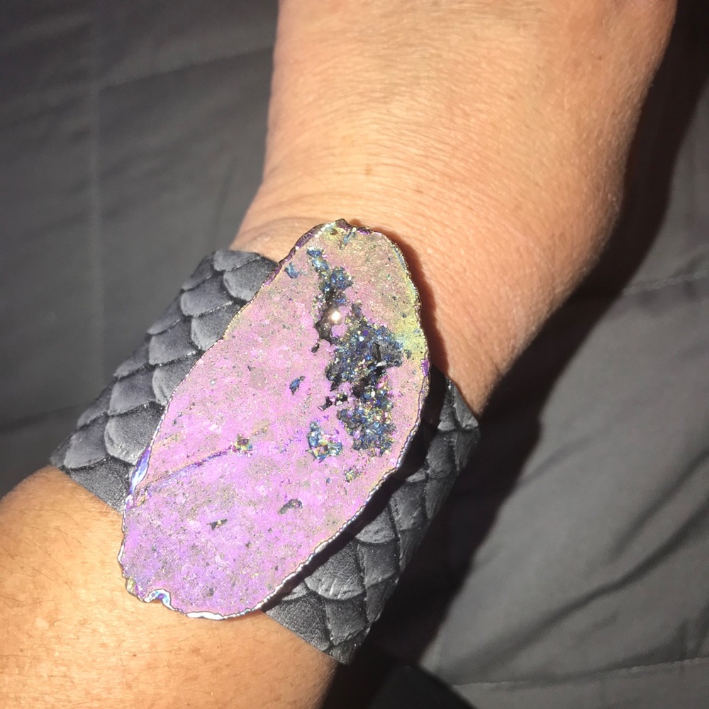 Iridescent druzy cuff